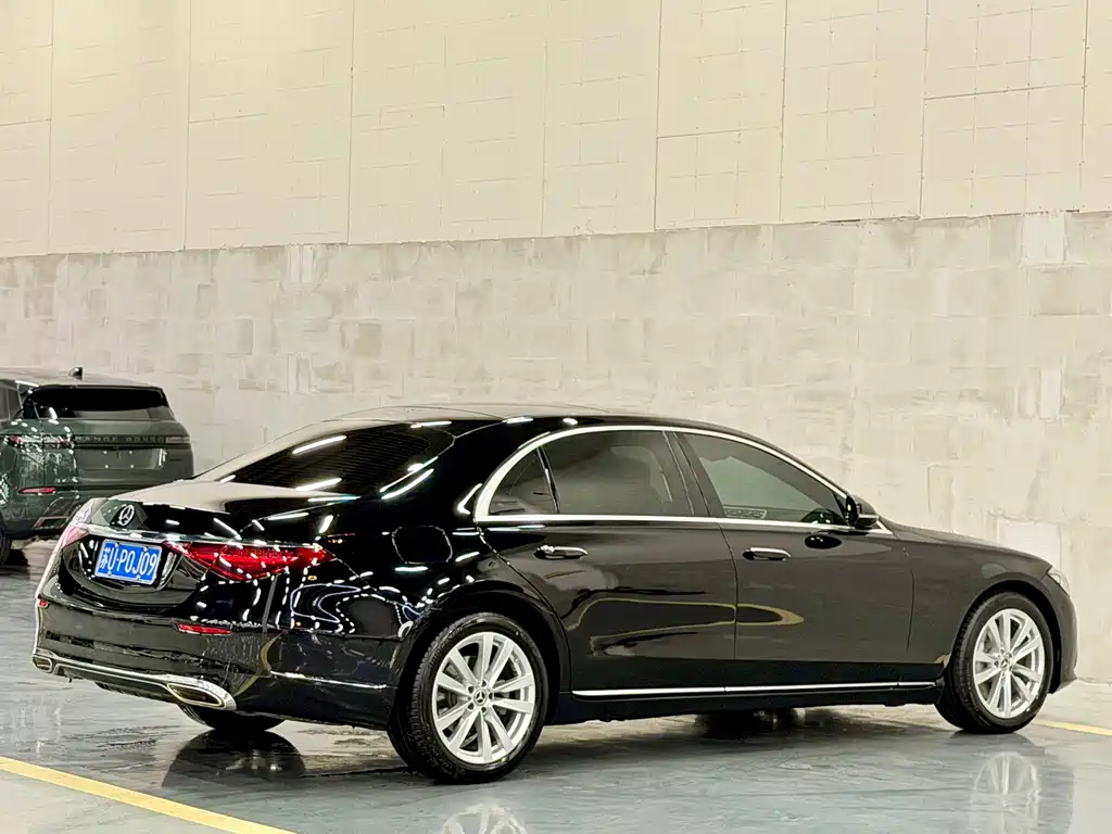 Mercedes-Benz S-Class 2023 — фото 12