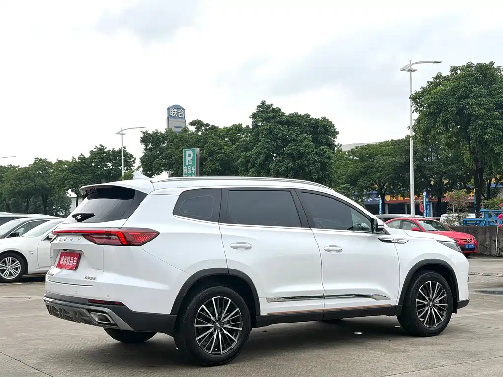 Chery Tiggo 8 PRO 2023 — фото 6