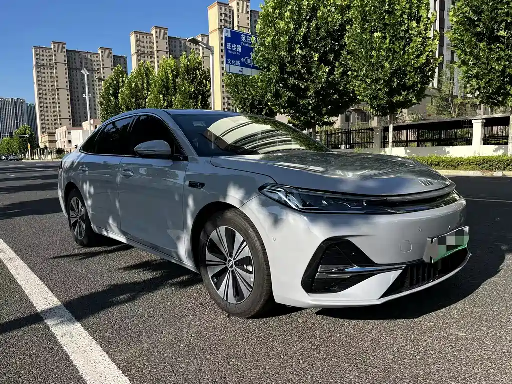Geely Galaxy A7 EM 2025 — фото 3