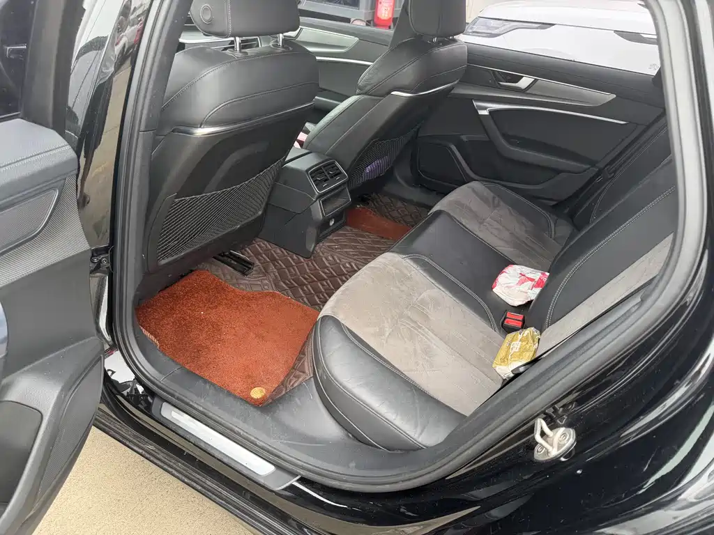 Audi A6L 2020