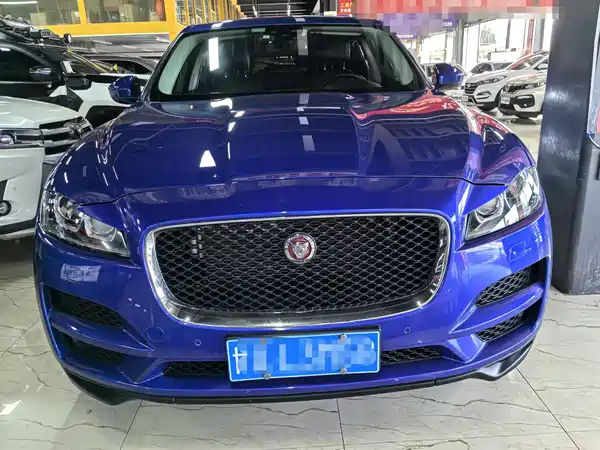 Jaguar F-PACE 2018