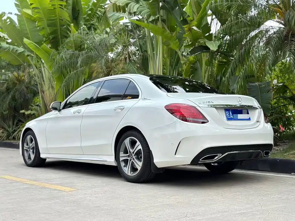 Mercedes-Benz C-Class 2020 — фото 5