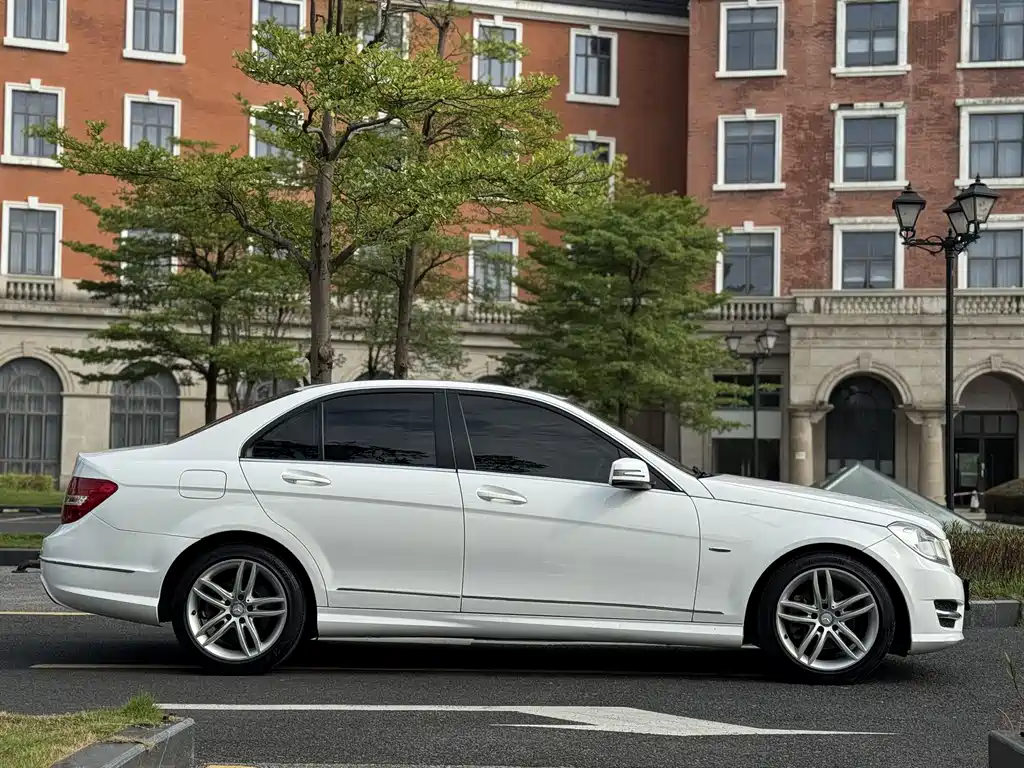 Mercedes-Benz C-Class 2014 — фото 3