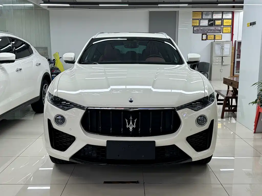 Maserati Levante 2022 — фото 2