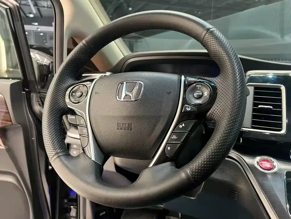 Honda Elysion 2016 — фото 8