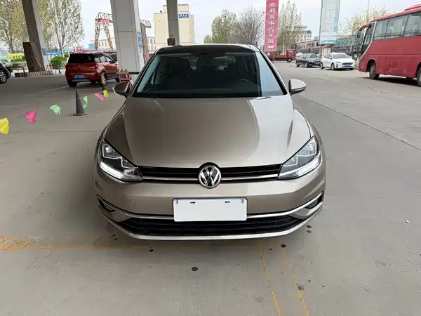 Volkswagen Golf 2020