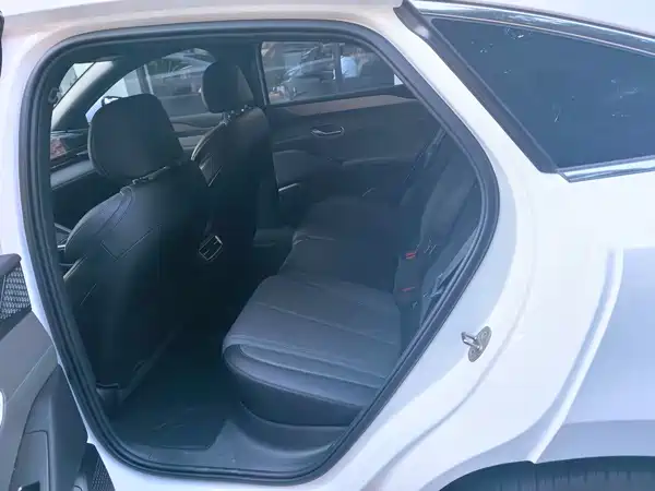 BYD Qin L 2025