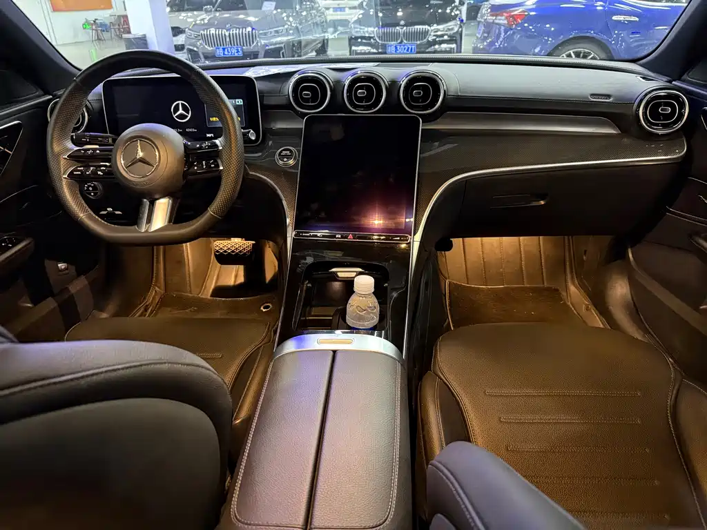 Mercedes-Benz C-Class 2023 — фото 15