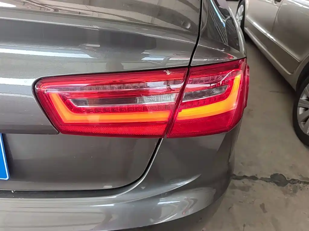 Audi A6L 2015 — фото 8