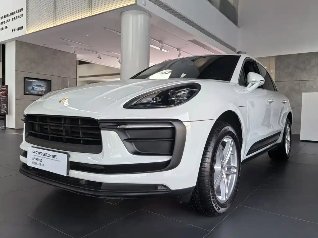 Porsche Macan 2025 — фото 1