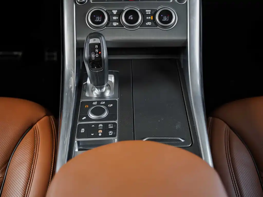 Land Rover Range Rover Sport 2017 — фото 22