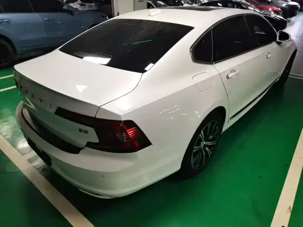 Volvo S90 2020