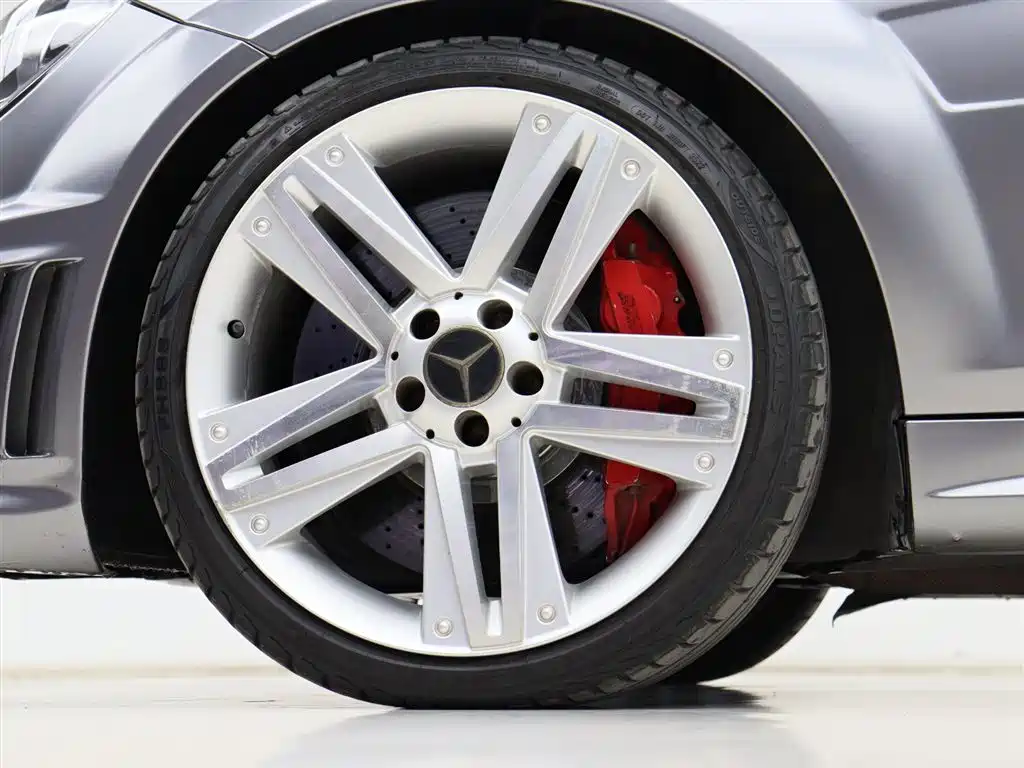 Mercedes-Benz C-Class AMG 2010 — фото 30