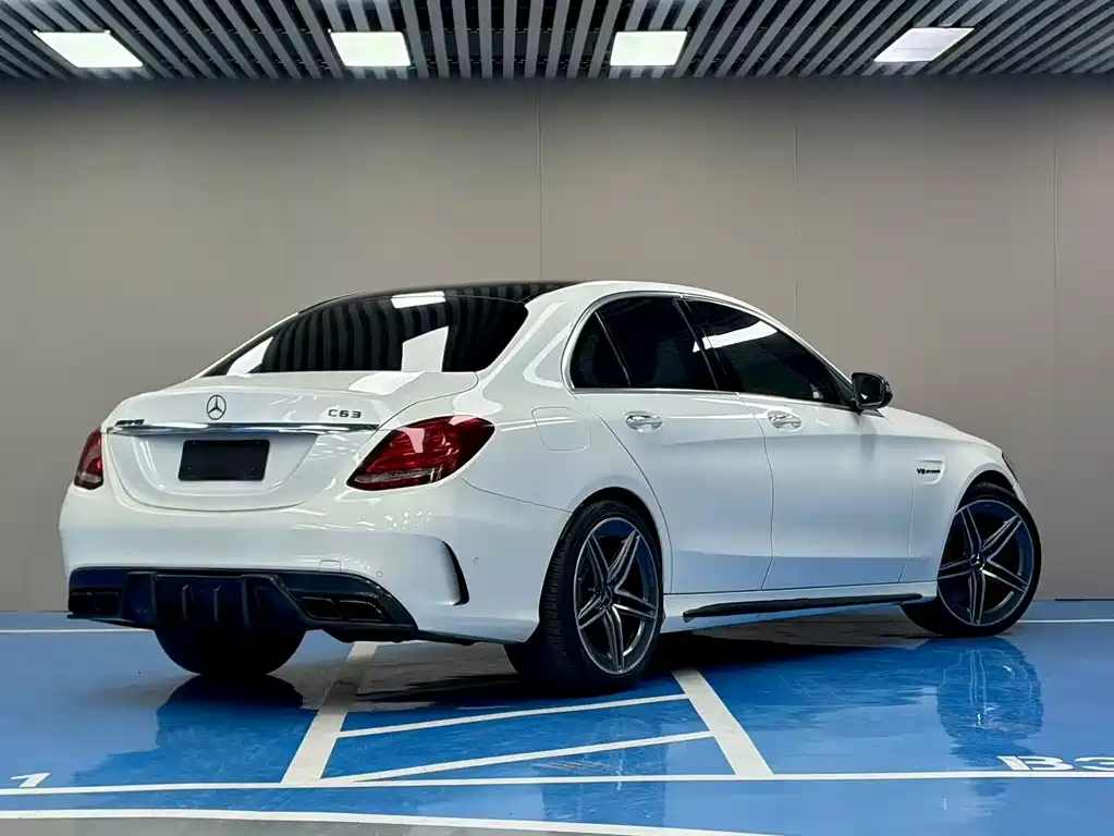 Mercedes-Benz C-Class AMG 2015 — фото 6