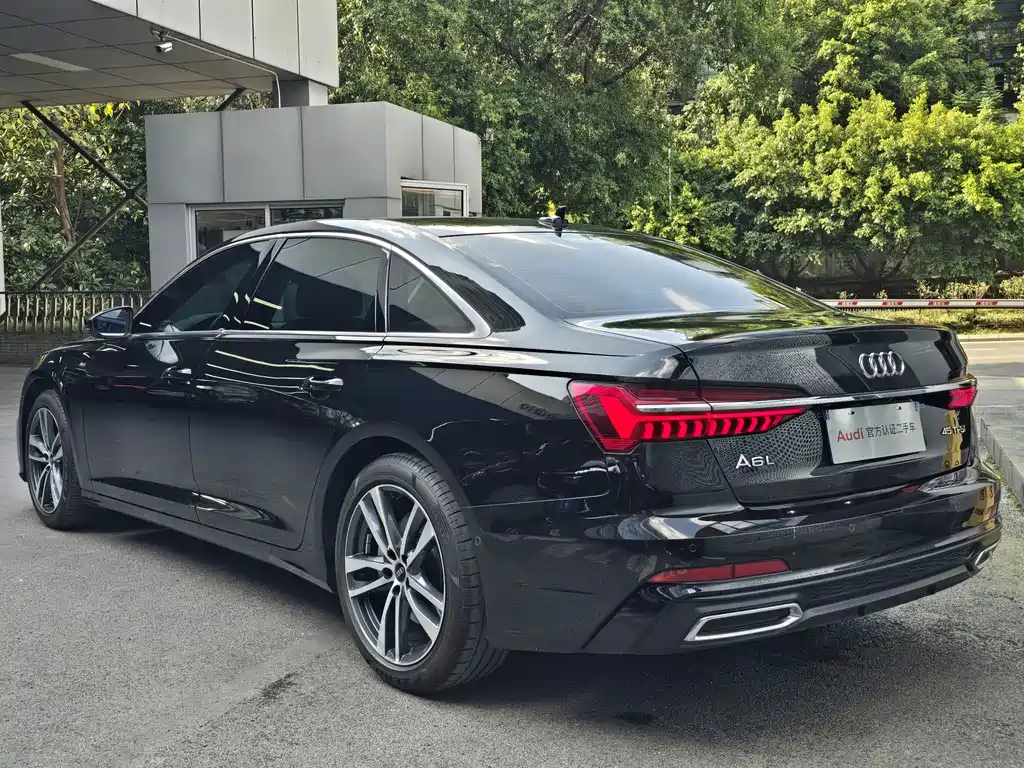 Audi A6L 2022 — фото 6