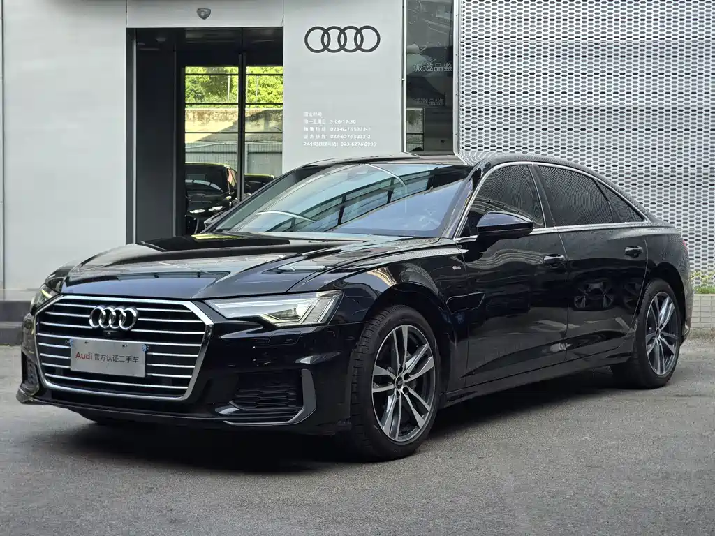 Audi A6L 2022 — фото 1
