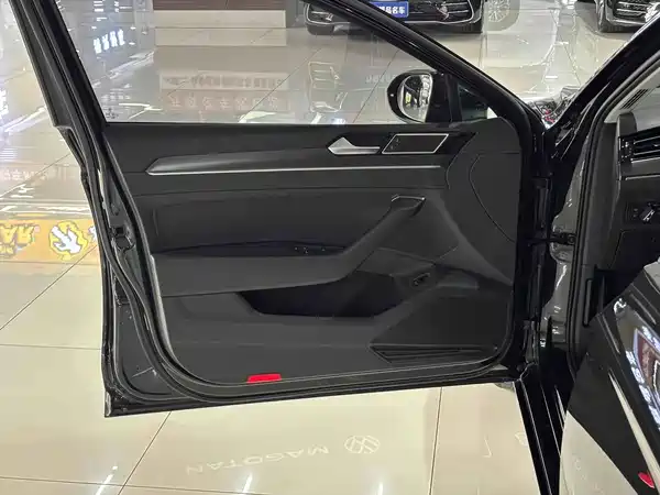Volkswagen Magotan 2021
