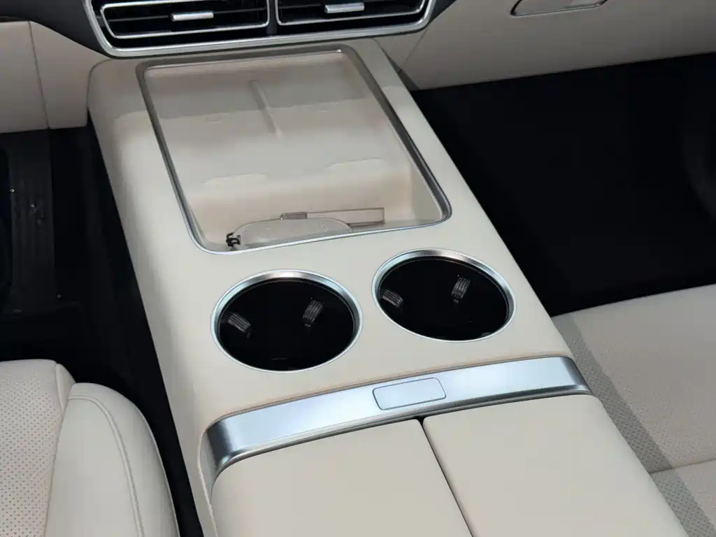 Li Auto L9 2023 — фото 16