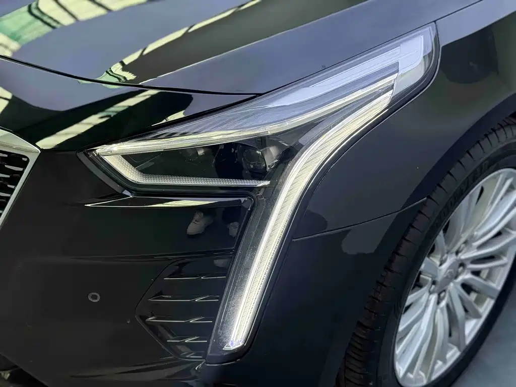 Cadillac CT6 2021 — фото 10