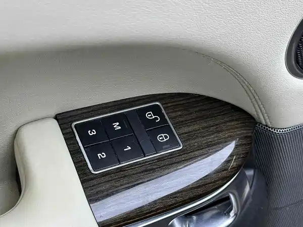 Land Rover Range Rover Sport 2015