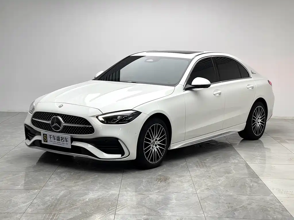 Mercedes-Benz C-Class 2024 — фото 1