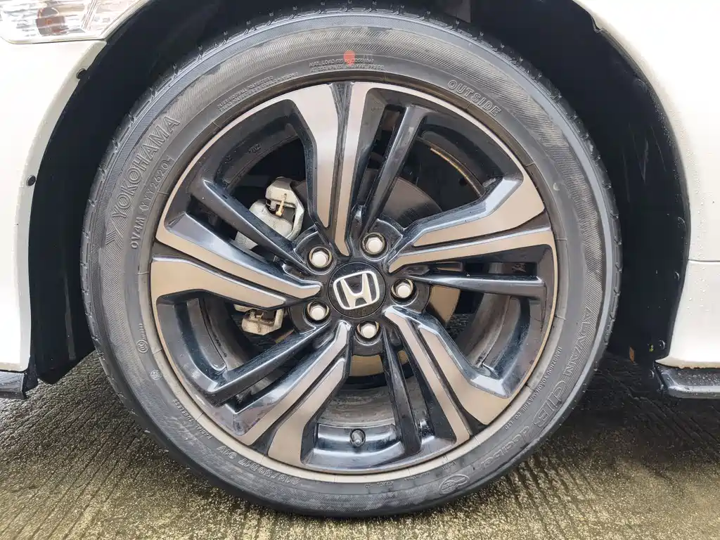 Honda Civic 2020 — фото 19