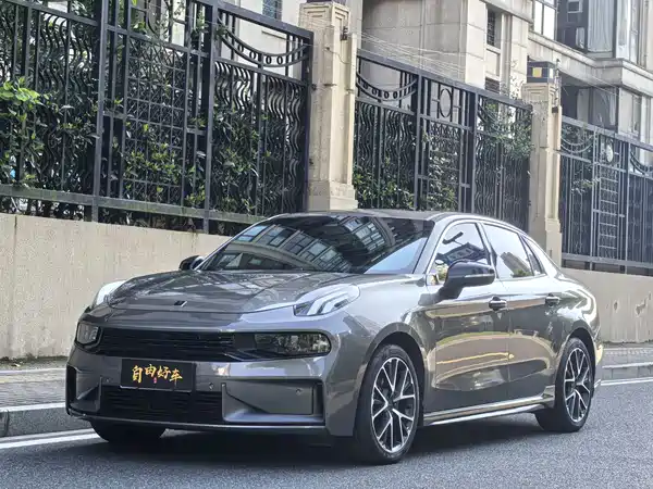 Lynk & Co 03 2021