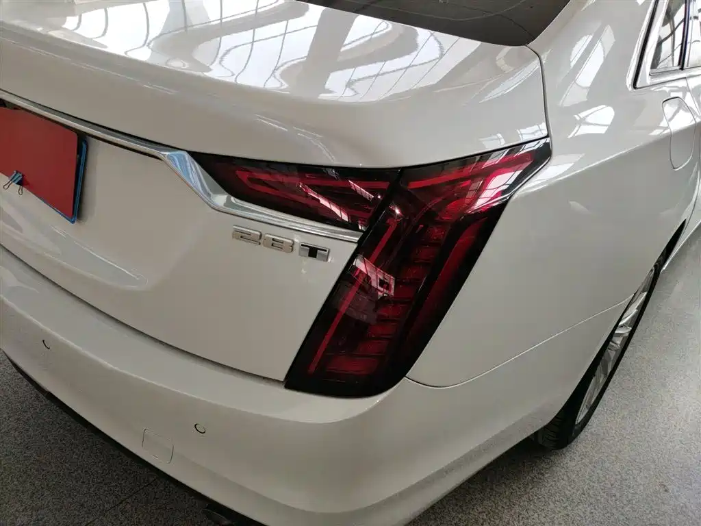 Cadillac CT6 2020 — фото 8