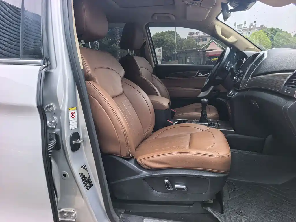 Haval H9 2015 — фото 12