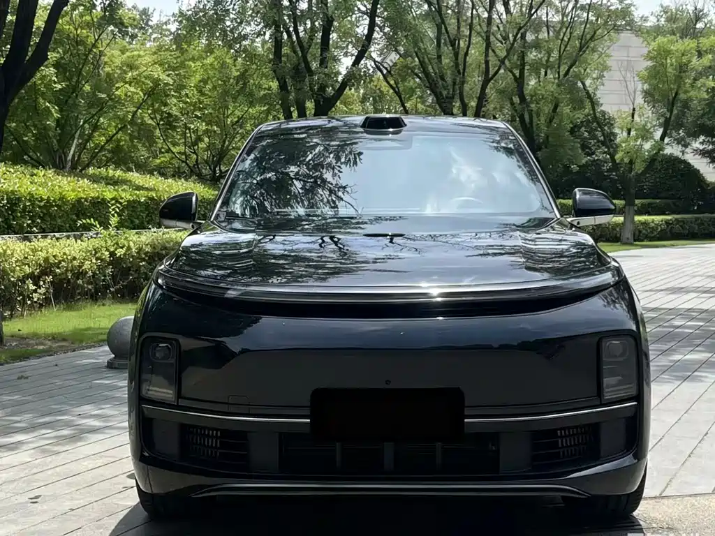 Li Auto Li L9 2025