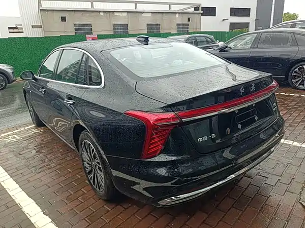 Hongqi H5 2026