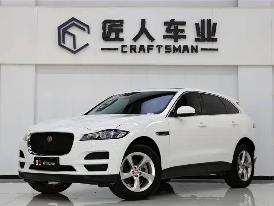 Jaguar F-PACE 2019 — фото 1