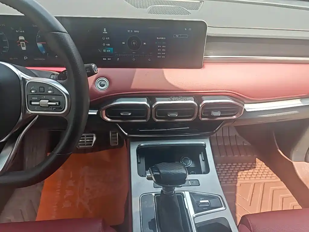 Jetour Jietu X70 PLUS 2022 — фото 13