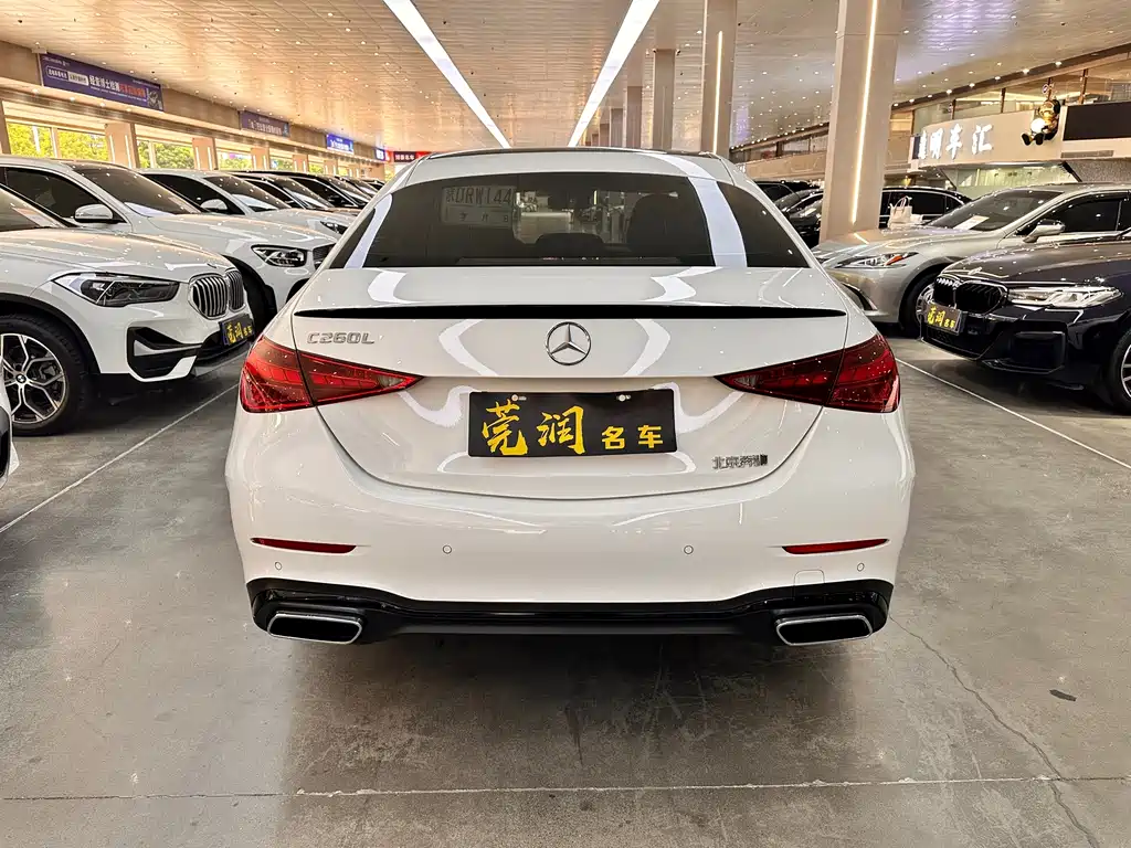 Mercedes-Benz C-Class 2023 — фото 16