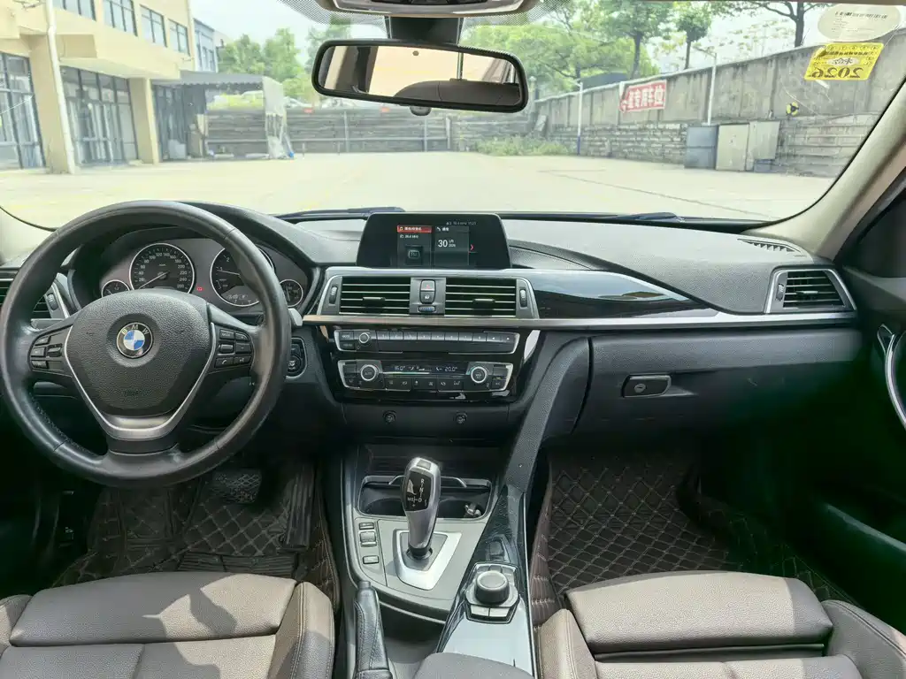 BMW 3 Series 2018
