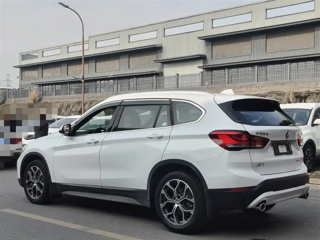 BMW X1 2020 — фото 15