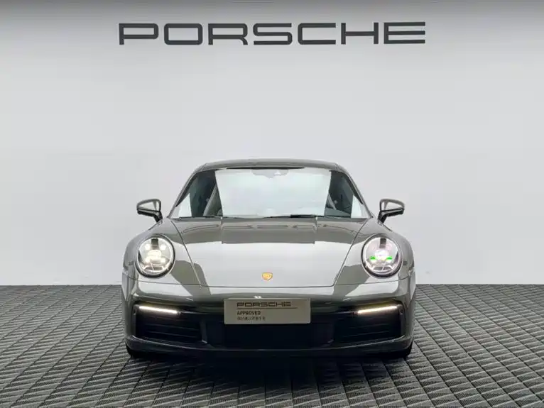 Porsche 911 2023 — фото 2