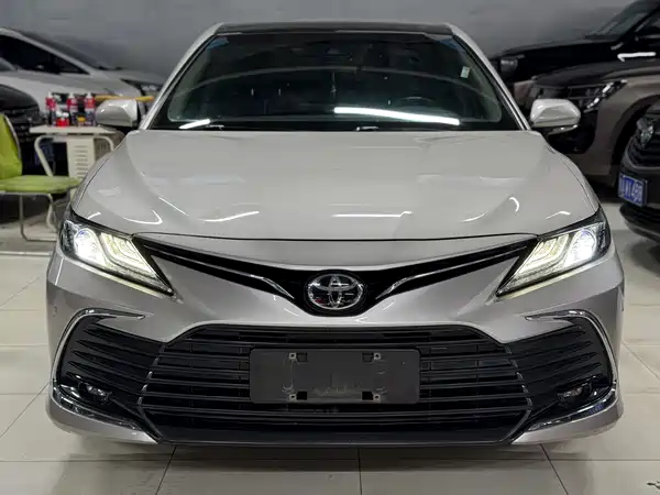 Toyota Camry 2021