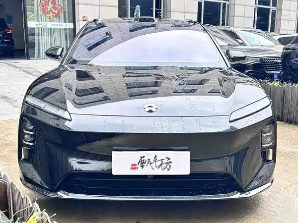 NIO ET5T 2025