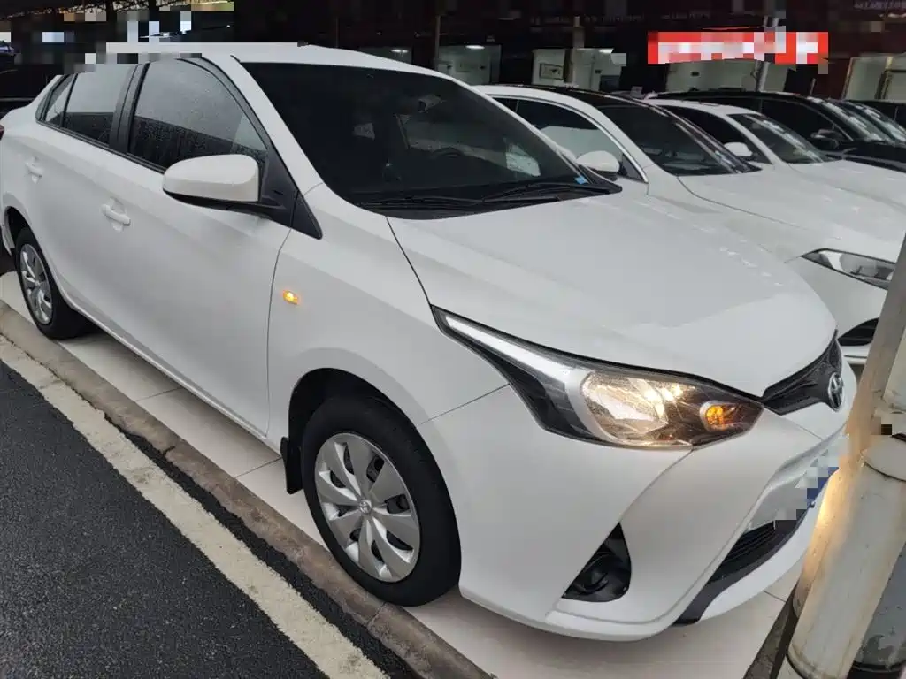 Toyota Yaris L 2019 — фото 4