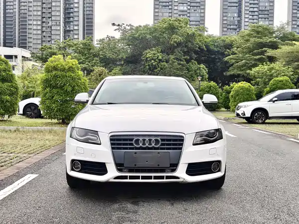 Audi A4L 2010