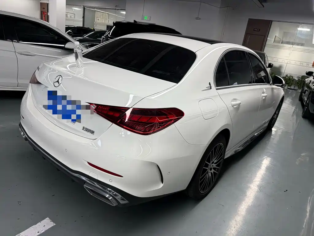 Mercedes-Benz C-Class 2023 — фото 13