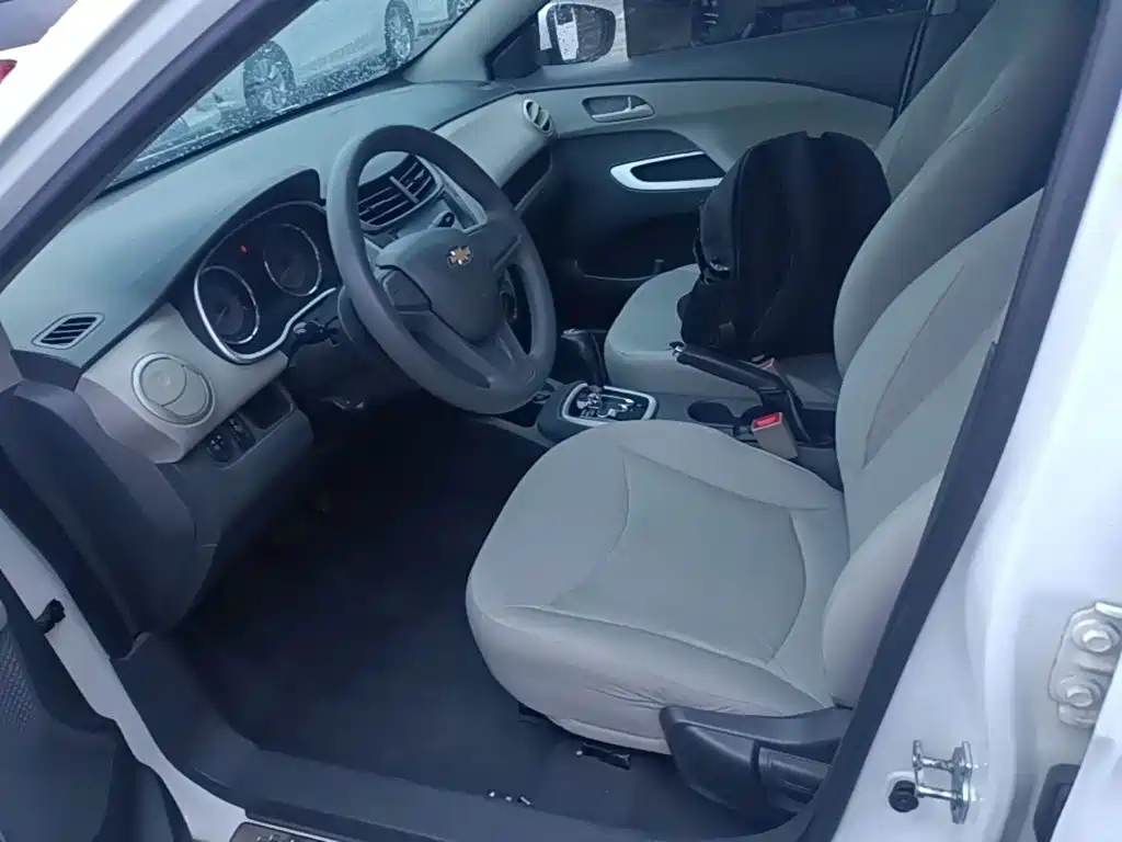 Chevrolet Sail 2015 — фото 15