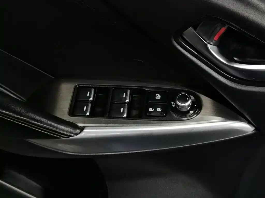 Mazda Atenza 2018 — фото 9