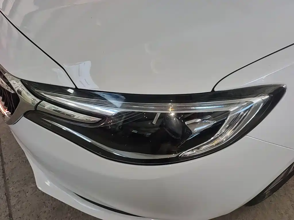 Buick Excelle 2019 — фото 24
