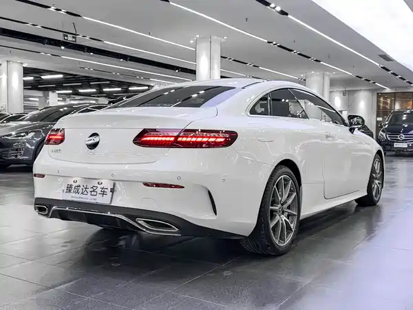 Mercedes-Benz E-Class 2021