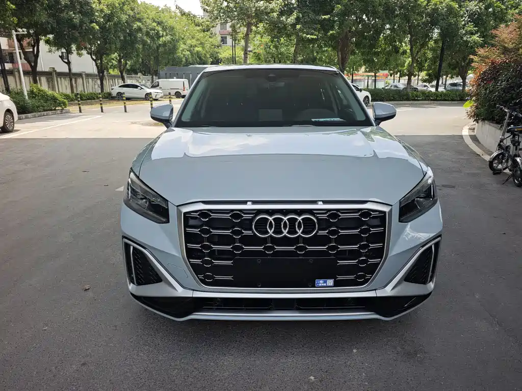 Audi Q2L 2022