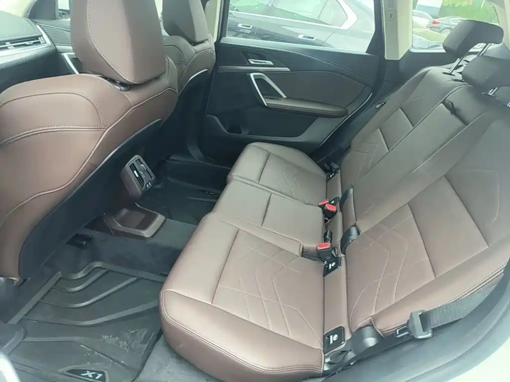 BMW X1 2025 — фото 17
