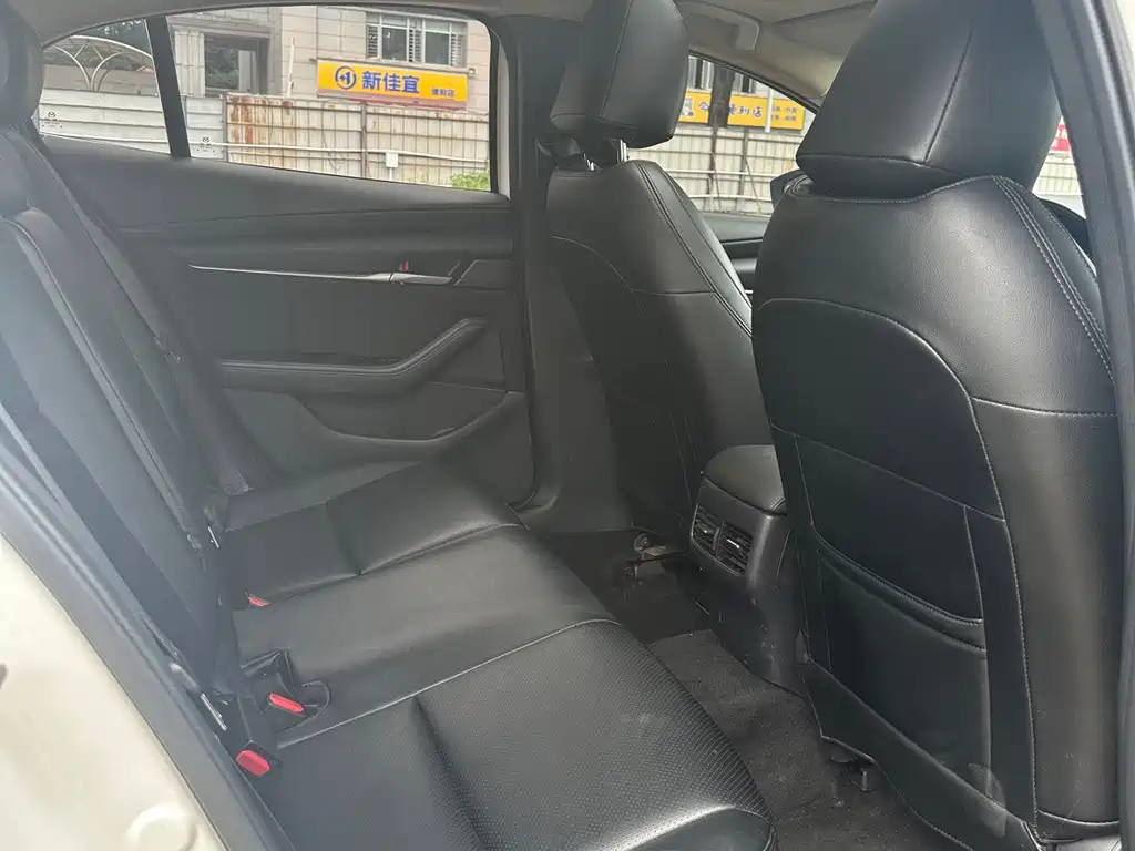 Mazda 3 Axela 2021