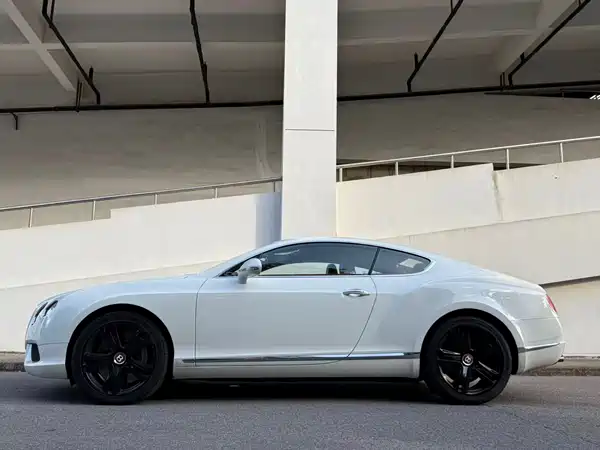 Bentley Continental 2014